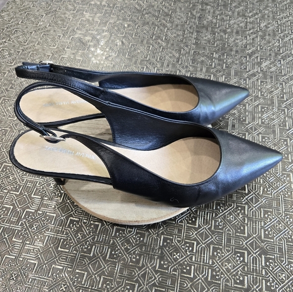 🐢 SAKS FIFTH AVENUE BLACK LEATHER SLINGBACKS Size 10 2.5" Heel - Picture 8 of 17